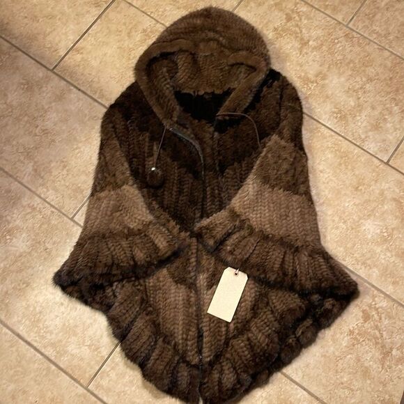 Ombré brown knitted hooded mink poncho (REAL FUR) - Picture 4 of 5